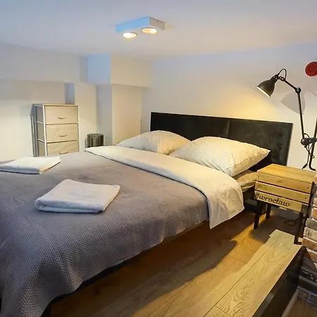 Loft Airport Blisko Lotniska Zarembowicza Lotnisko Apartament Wrocław